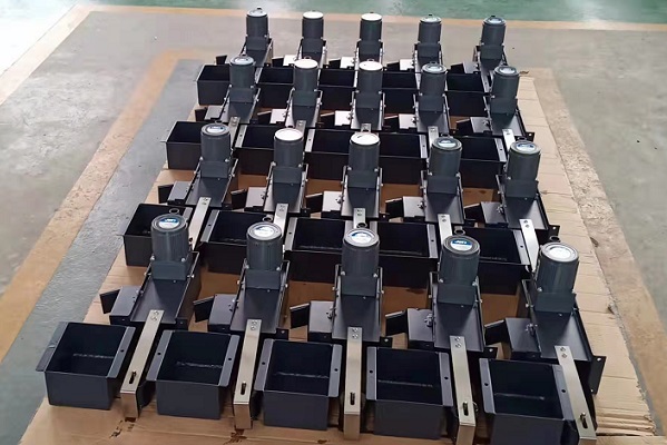 油水分离器上用的微型电机 .jpg